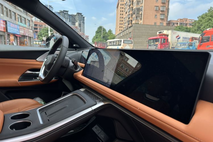 Used XPeng G9 2024 570 Max Exterior 7