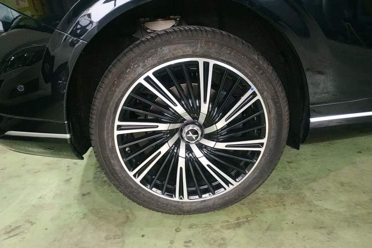 Used XPeng G9 2024 570 Pro Exterior 8