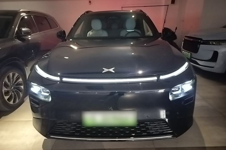 Used XPeng G9 2024 570 Max Front