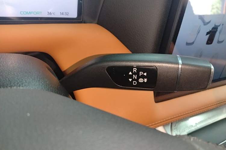 Used XPeng G9 2024 570 Max Gear Lever