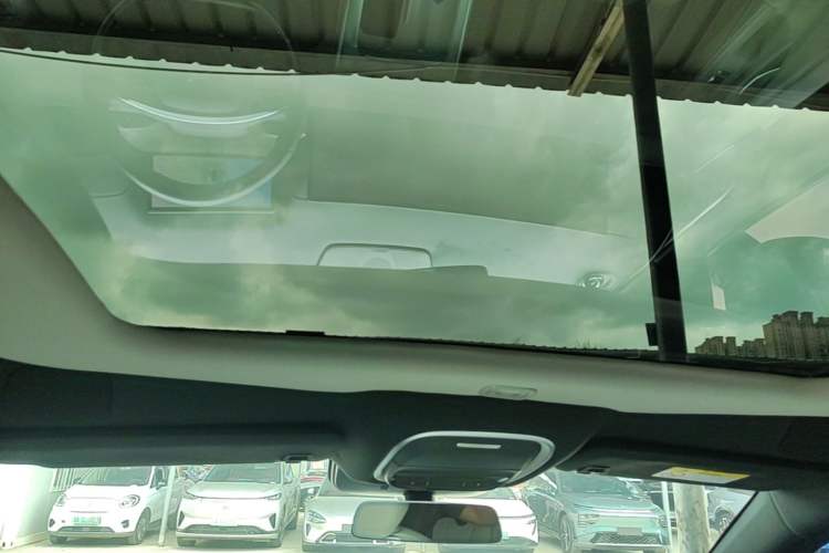 Used XPeng G9 2024 570 Max Headliner