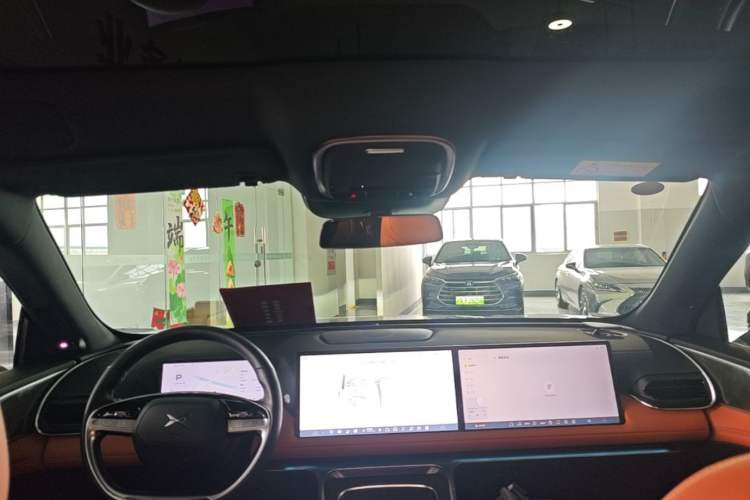 Used XPeng G9 2024 650 Max Headliner