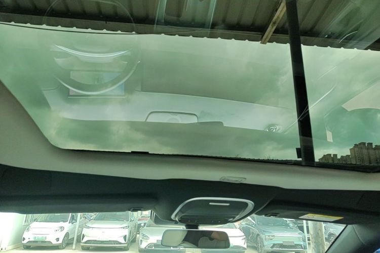 Used XPeng G9 2024 570 Max Headliner