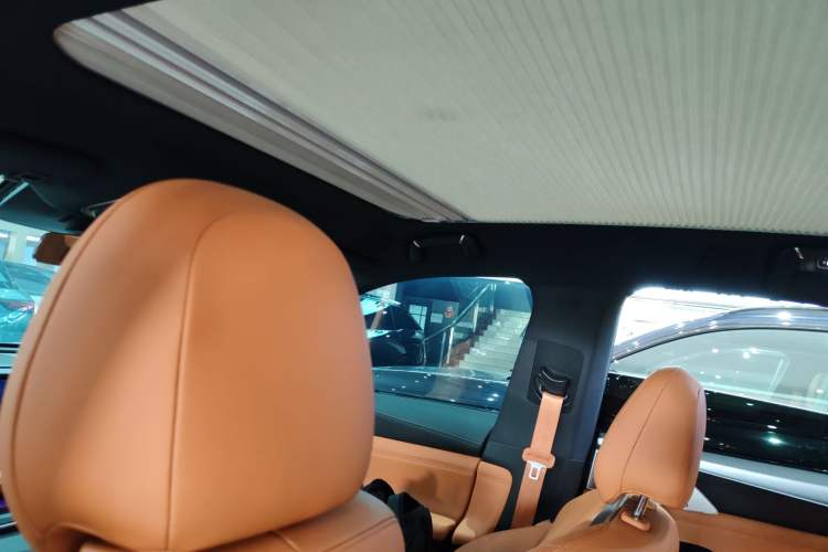 Used XPeng G9 2024 570 Max Headliner
