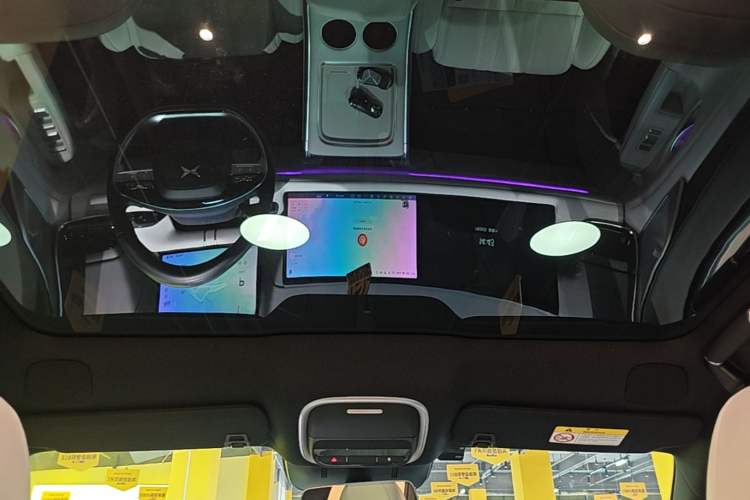 Used XPeng G9 2024 570 Pro Headliner