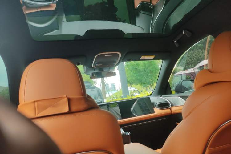 Used XPeng G9 2024 702 Max Headliner
