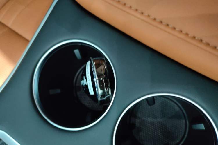 Used XPeng G9 2024 570 Max Interior 1
