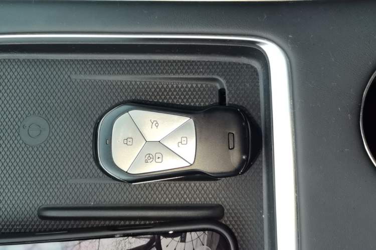 Used XPeng G9 2024 570 Max Interior 1