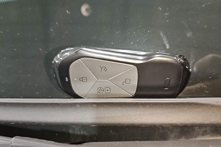 Used XPeng G9 2024 702 Pro Interior 1