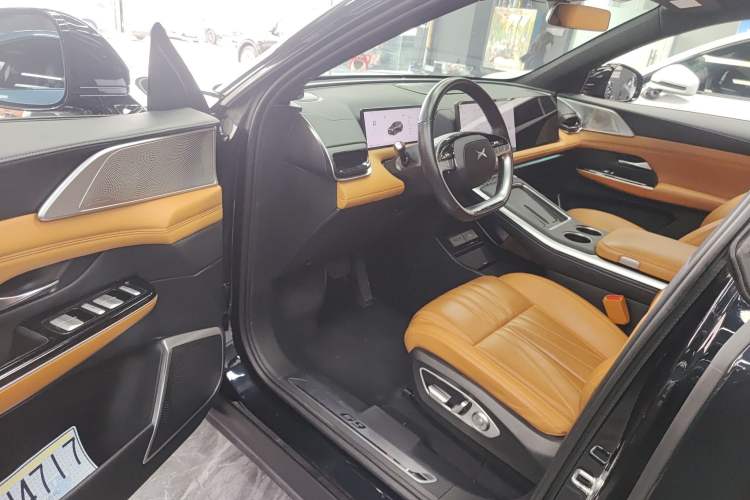 Used XPeng G9 2024 702 Max Interior 3