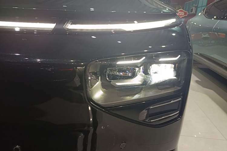 Used XPeng G9 2024 702 Max Left Front Headlight