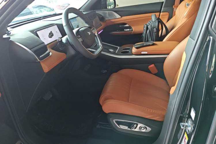 Used XPeng G9 2024 570 Max Left Front Seat