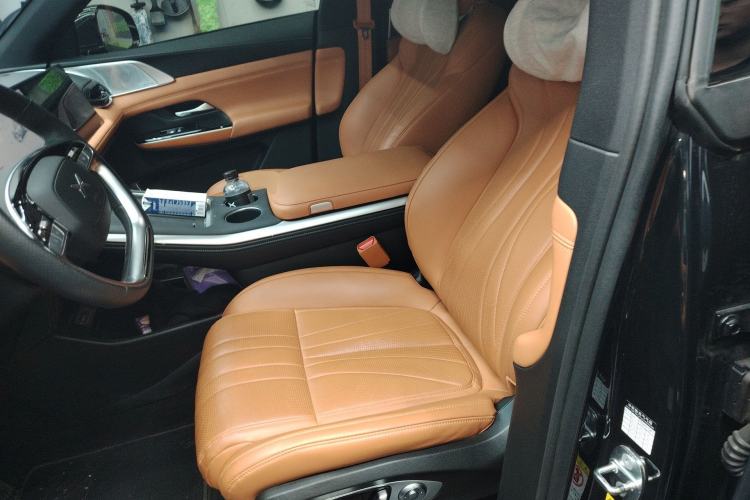 Used XPeng G9 2024 570 Max Left Front Seat