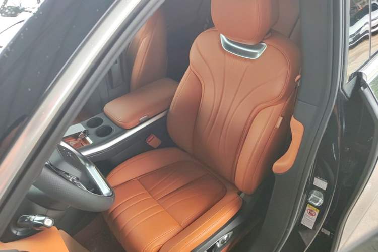 Used XPeng G9 2024 570 Max Left Front Seat