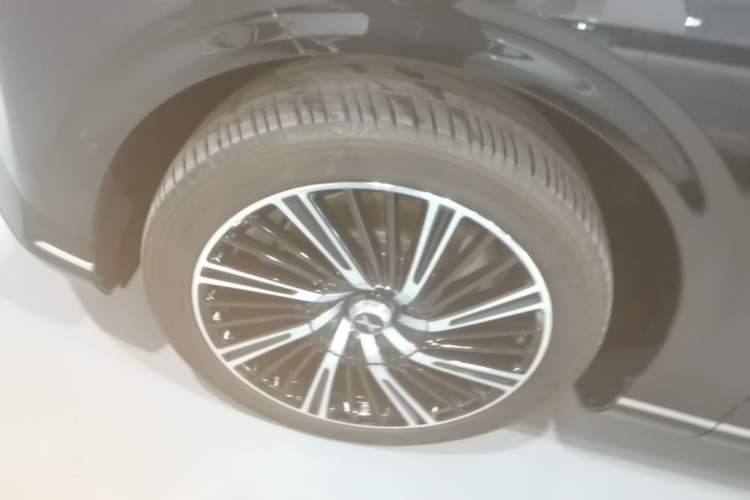 Used XPeng G9 2024 570 Max Left Front Wheel Hub