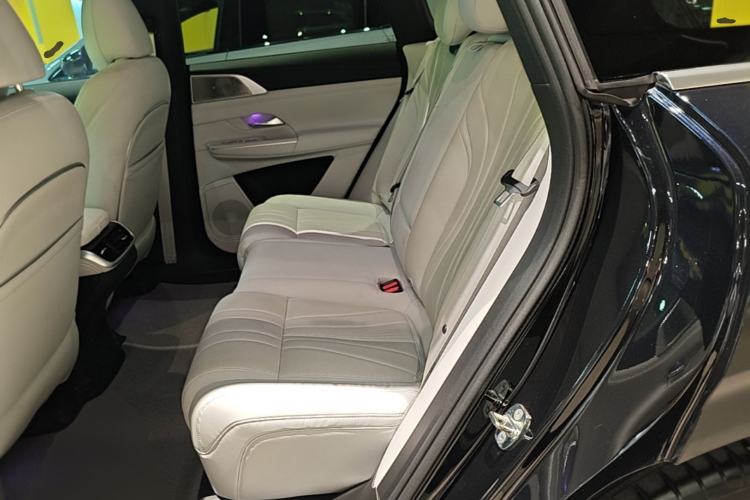 Used XPeng G9 2024 570 Pro Left Rear Seat