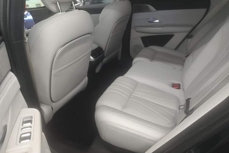 Used XPeng G9 2024 570 Max Left Rear Seat