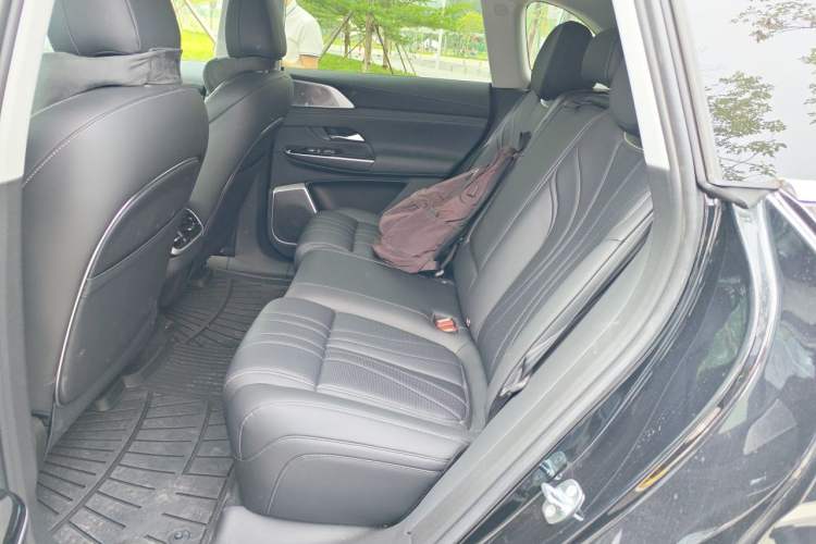 Used XPeng G9 2024 570 Pro Left Rear Seat