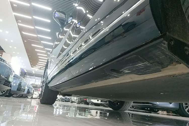 Used XPeng G9 2024 702 Max Left Side Sill