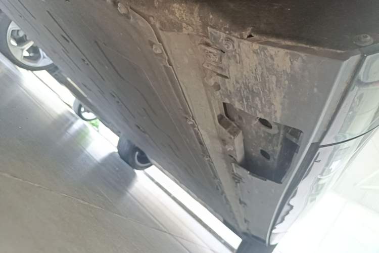 Used XPeng G9 2024 702 Max Left Side Sill