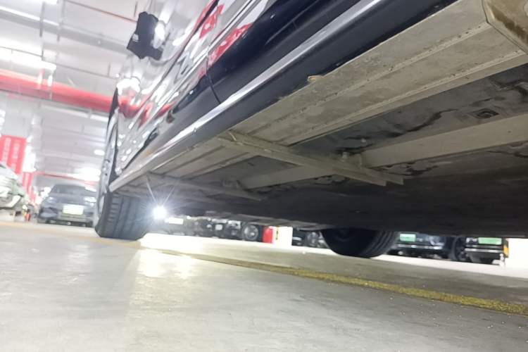 Used XPeng G9 2024 702 Pro Left Side Sill