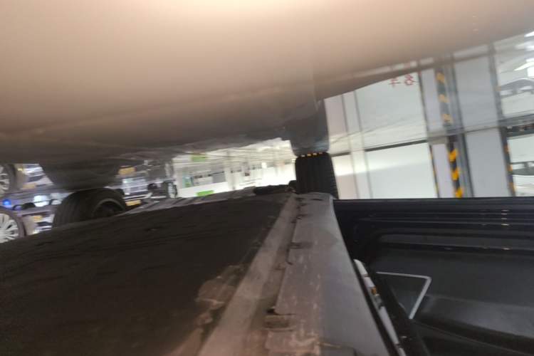 Used XPeng G9 2024 570 Max Left Side Sill