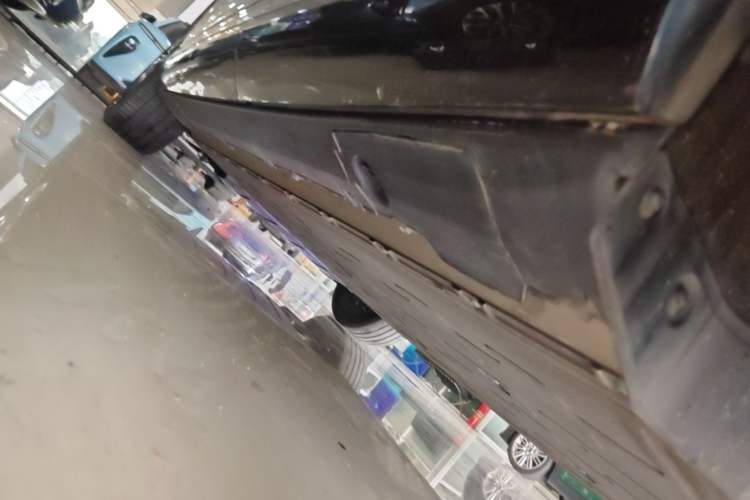 Used XPeng G9 2024 702 Max Left Side Sill