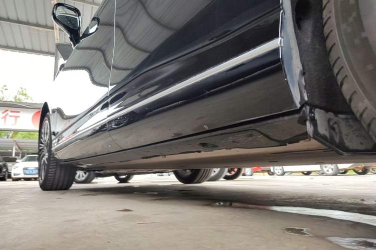 Used XPeng G9 2024 570 Max Left Side Sill
