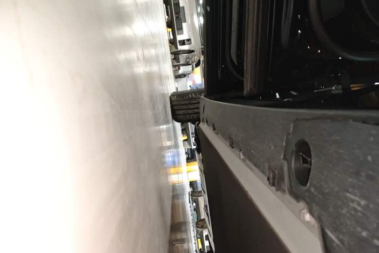 Used XPeng G9 2024 702 Pro Left Side Sill