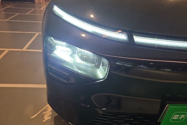 Used XPeng G9 2024 570 Max Right Front Headlight
