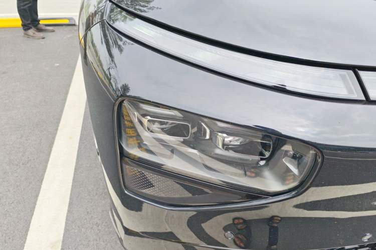 Used XPeng G9 2024 570 Pro Right Front Headlight