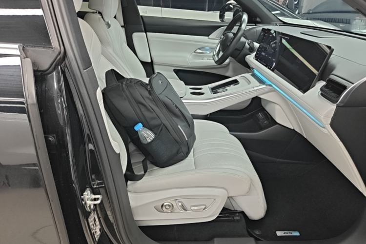 Used XPeng G9 2024 570 Pro Right Front Seat