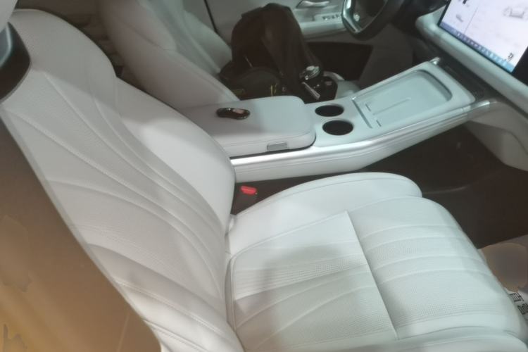 Used XPeng G9 2024 570 Max Right Front Seat