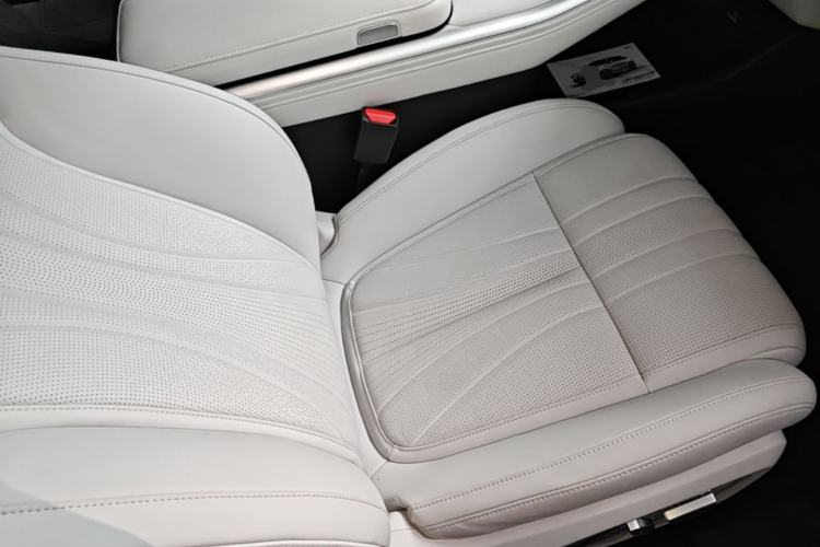 Used XPeng G9 2024 702 Pro Right Front Seat