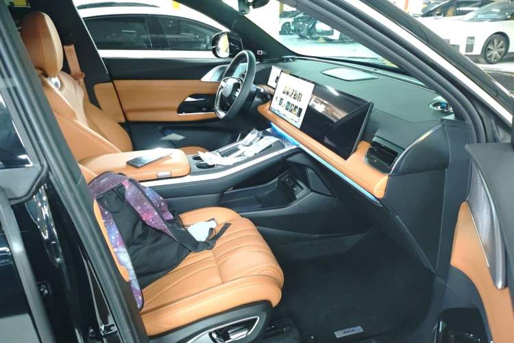 Used XPeng G9 2024 702 Pro Right Front Seat