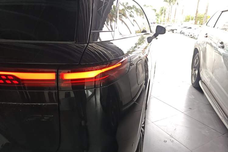 Used XPeng G9 2024 570 Max Right Rear Taillight