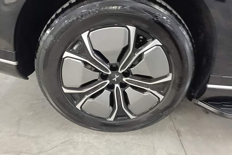 Used XPeng G9 2024 702 Pro Right Rear Wheel Hub