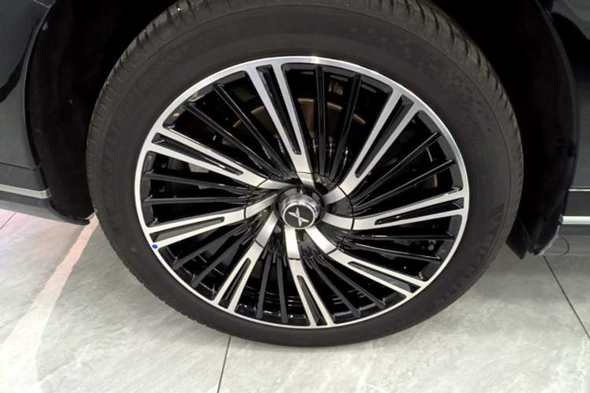 Used XPeng G9 2024 702 Max Right Rear Wheel Hub