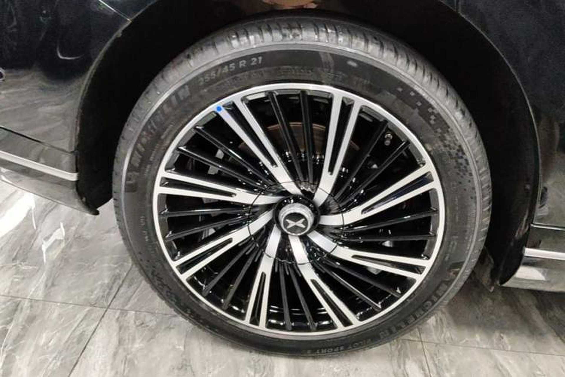 Used XPeng G9 2024 570 Max Right Rear Wheel Hub