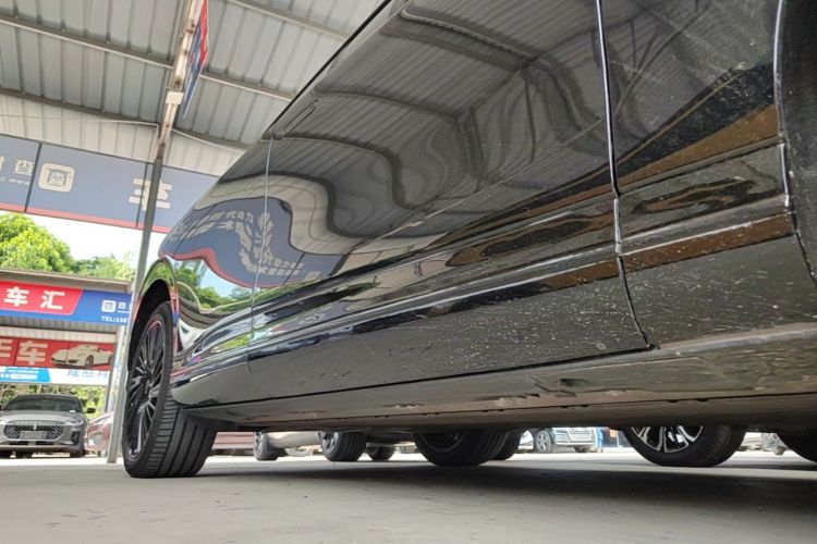 Used XPeng G9 2024 570 Max Right Side Sill
