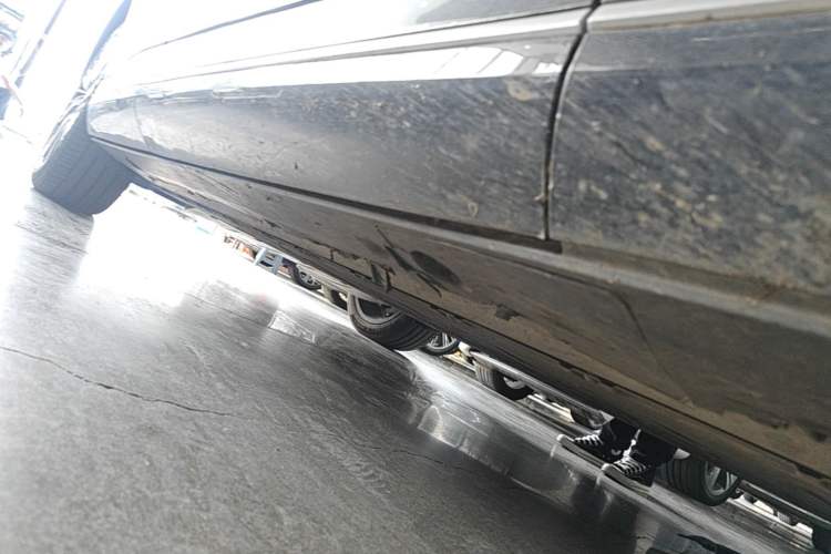 Used XPeng G9 2024 702 Max Right Side Sill