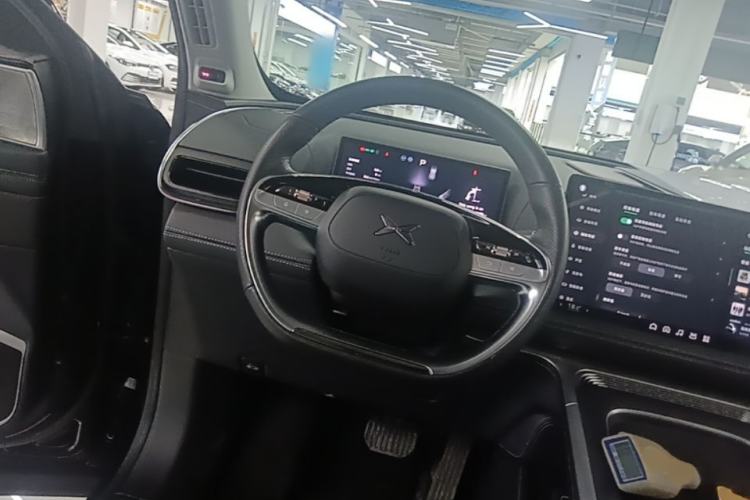 Used XPeng G9 2024 702 Pro Steering Wheel