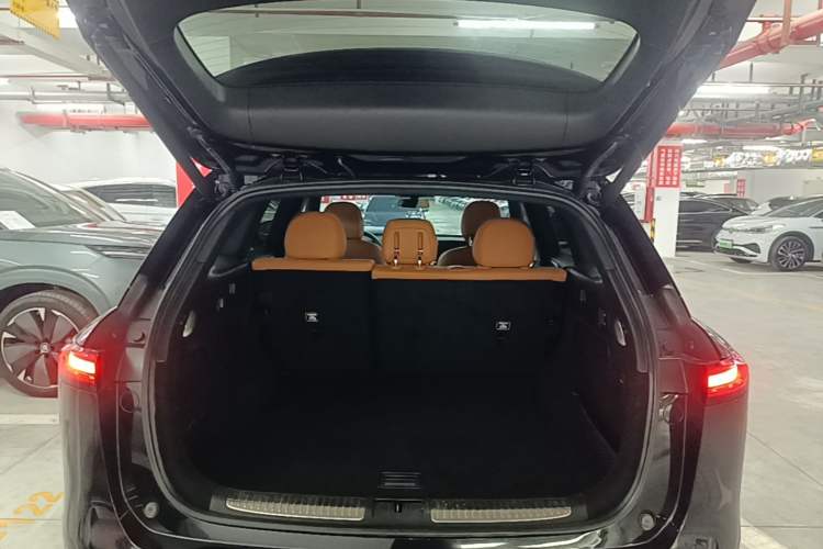 Used XPeng G9 2024 702 Pro Trunk