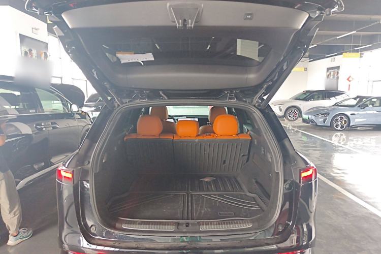 Used XPeng G9 2024 570 Max Trunk