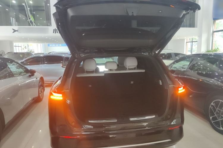 Used XPeng G9 2024 650 Max Trunk