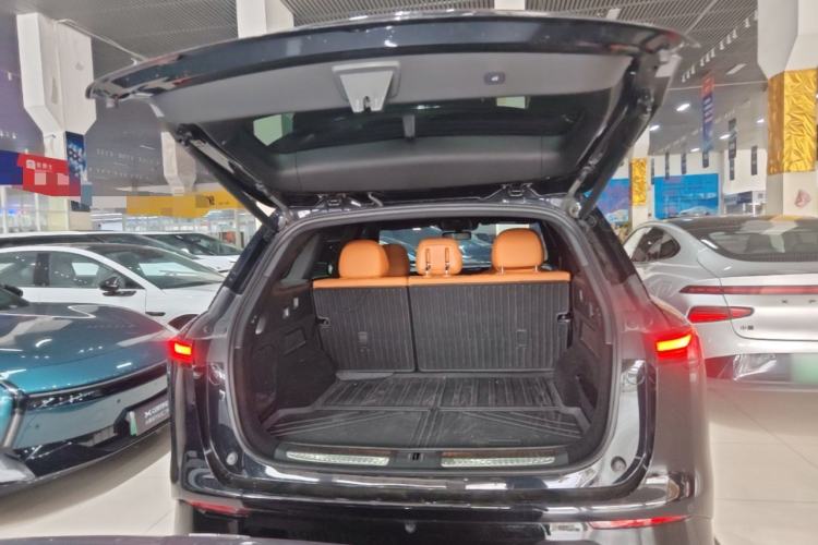 Used XPeng G9 2024 702 Max Trunk