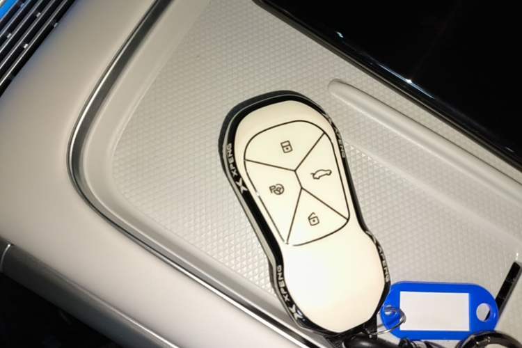 Used XPeng G9 2024 702 Pro Vehicle Key