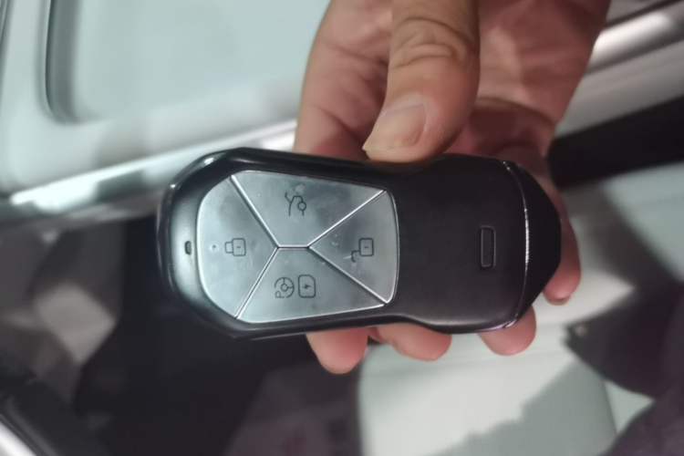 Used XPeng G9 2024 570 Max Vehicle Key