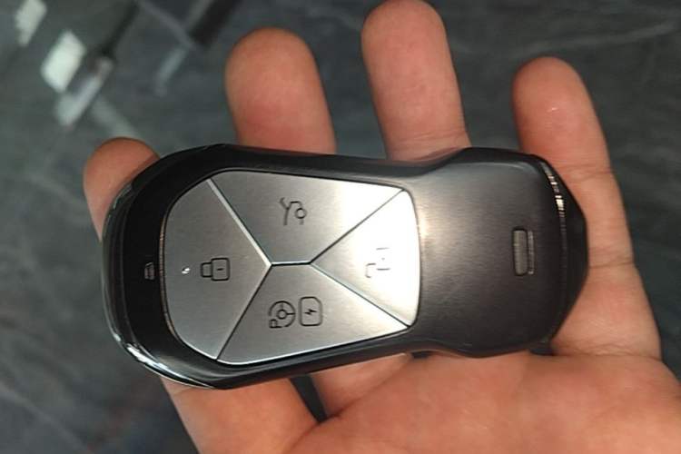 Used XPeng G9 2024 570 Max Vehicle Key