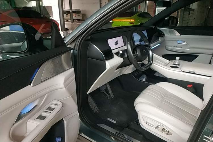 Used XPeng G9 2024 702 Max Driver Seat